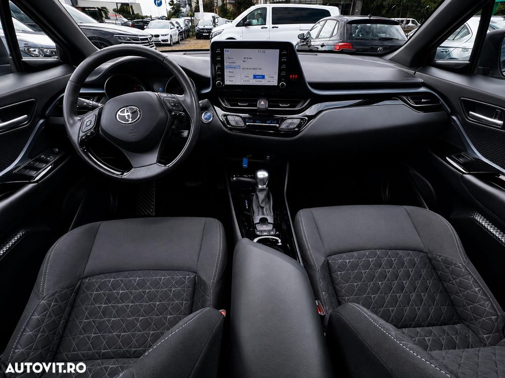 Toyota C-HR - 9