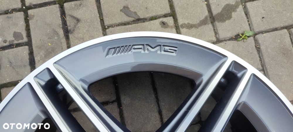 FELGI ALUMINIOWE STOPNIOWANE AMG 2x8Jx19 CALI ET25 2x10.5J x19 CALI ET57 fi 66.6 MERCEDES C E CLA CLK CLS GLK GLS VITO V KLASA KOMPLET 4 SZTUKI - 15