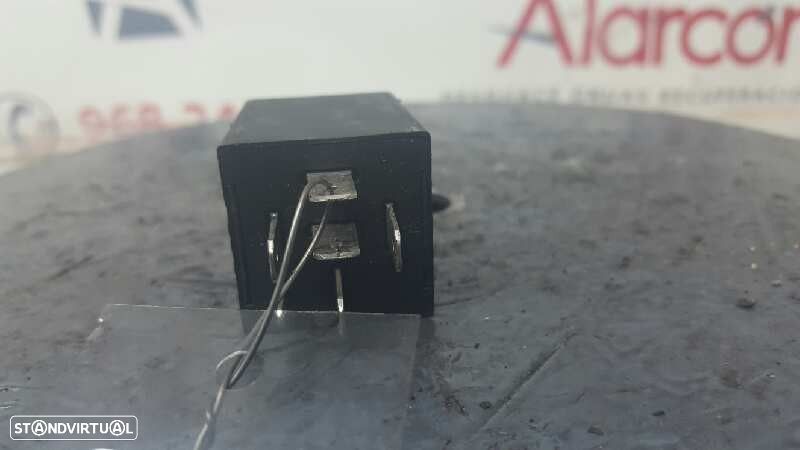 RELÉ AUDI A4 BERLINA (B5) 1.9 TDI - 2