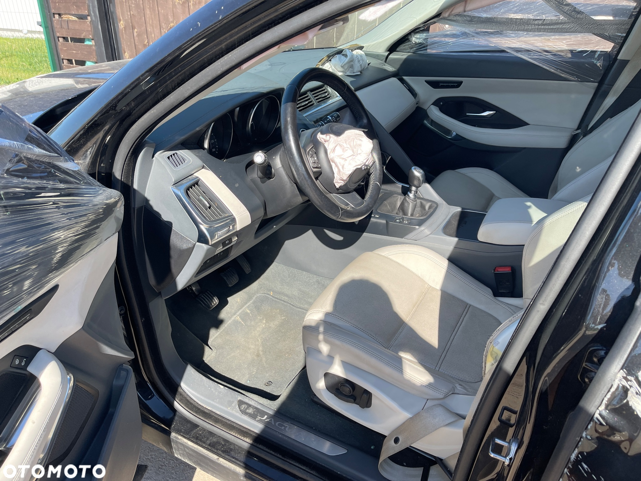 Jaguar E-Pace 2.0 i4D AWD - 10