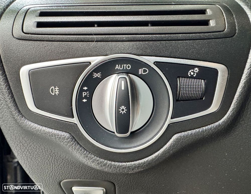 Mercedes-Benz GLC 300 de 4Matic - 13