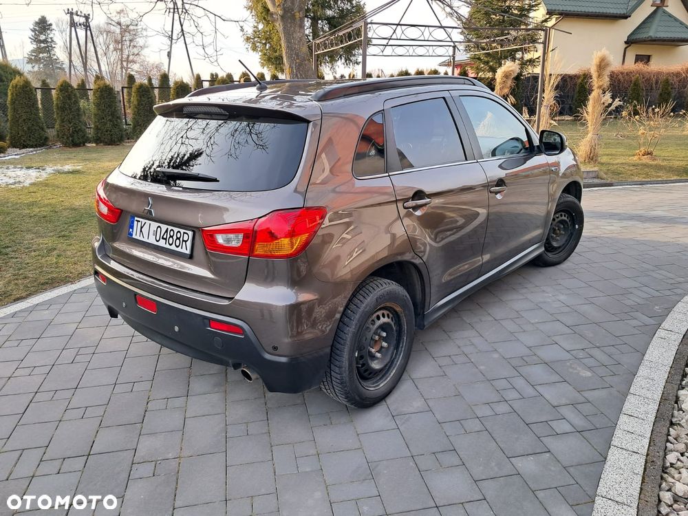 Mitsubishi ASX - 3