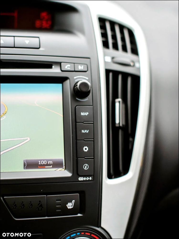 Kia Ceed - 22