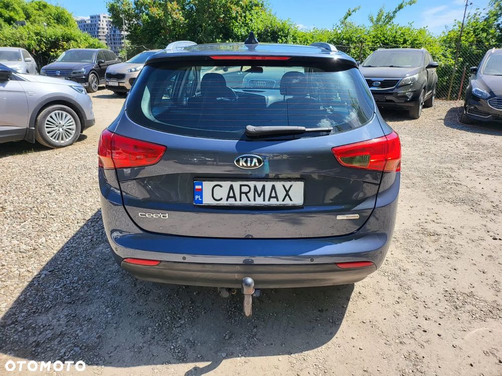 Kia Ceed - 5