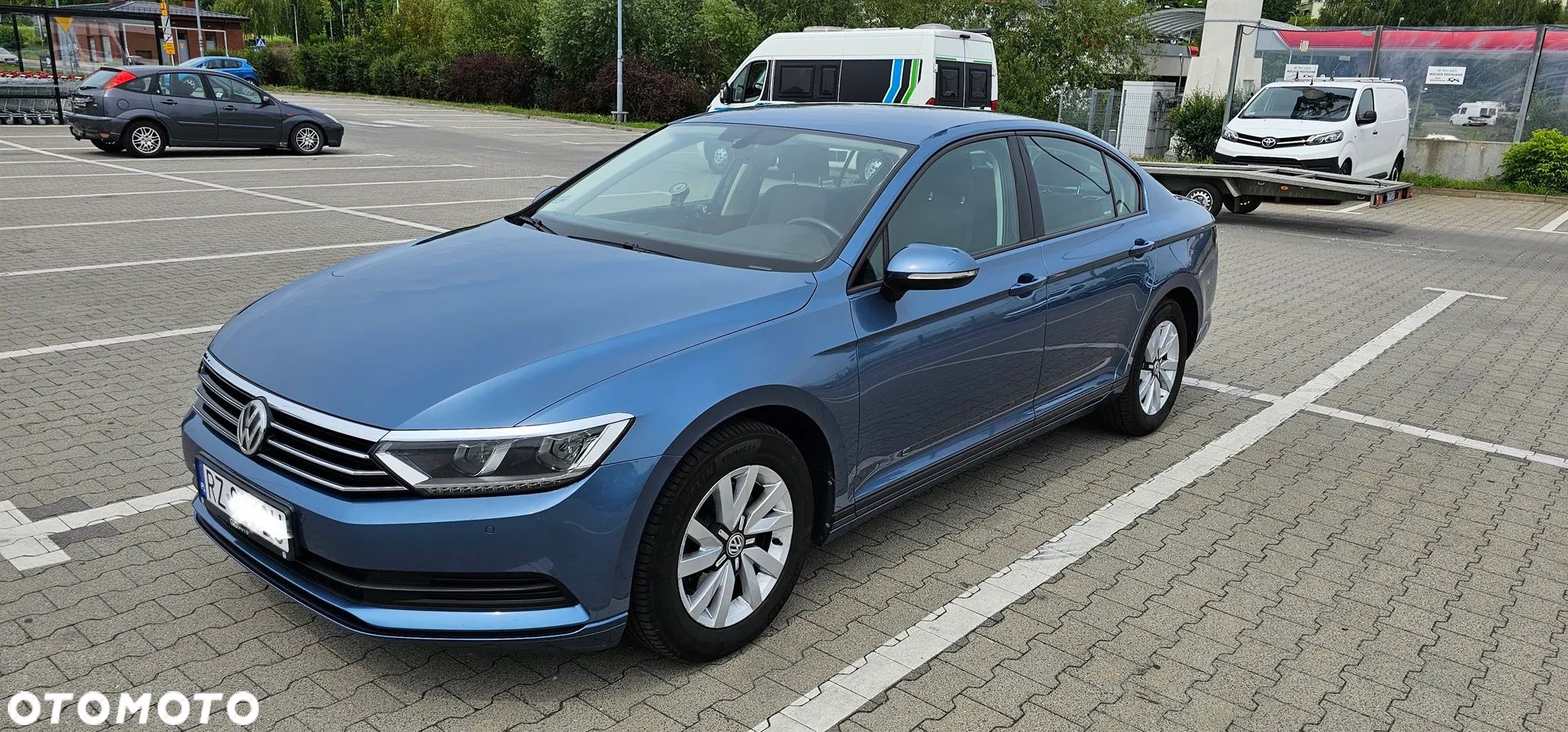 Volkswagen Passat 1.4 TSI BMT Trendline - 1