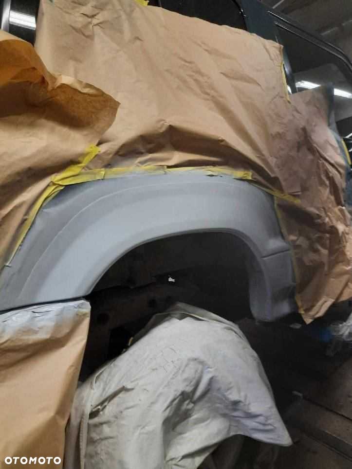 Mitsubishi Pajero 2.5 TD GL - 17