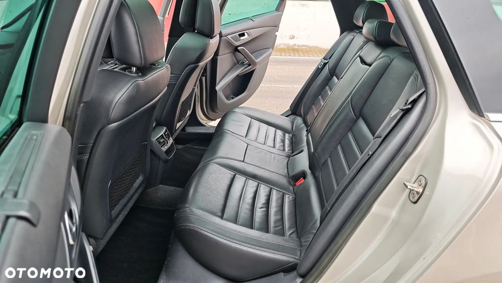 Peugeot 508 HDi FAP 165 Active - 12