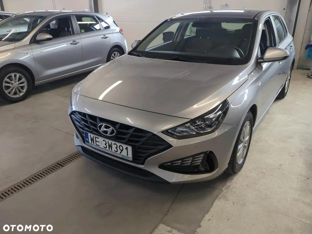 Hyundai i30 1.5 DPI Classic + - 3