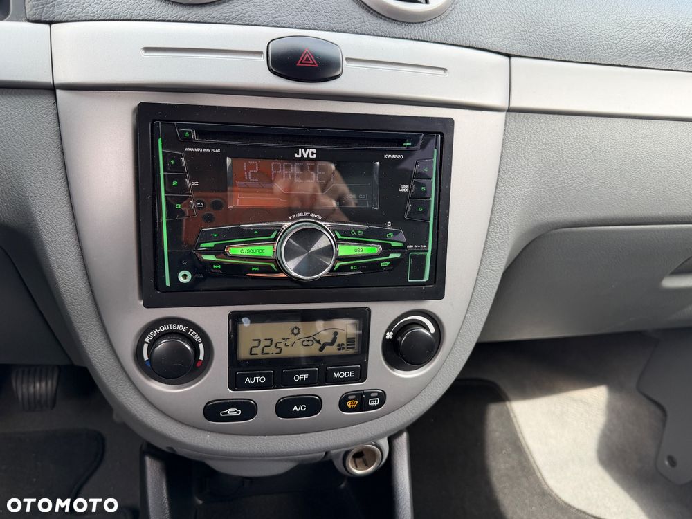 Chevrolet Nubira 2.0 D CDX - 14