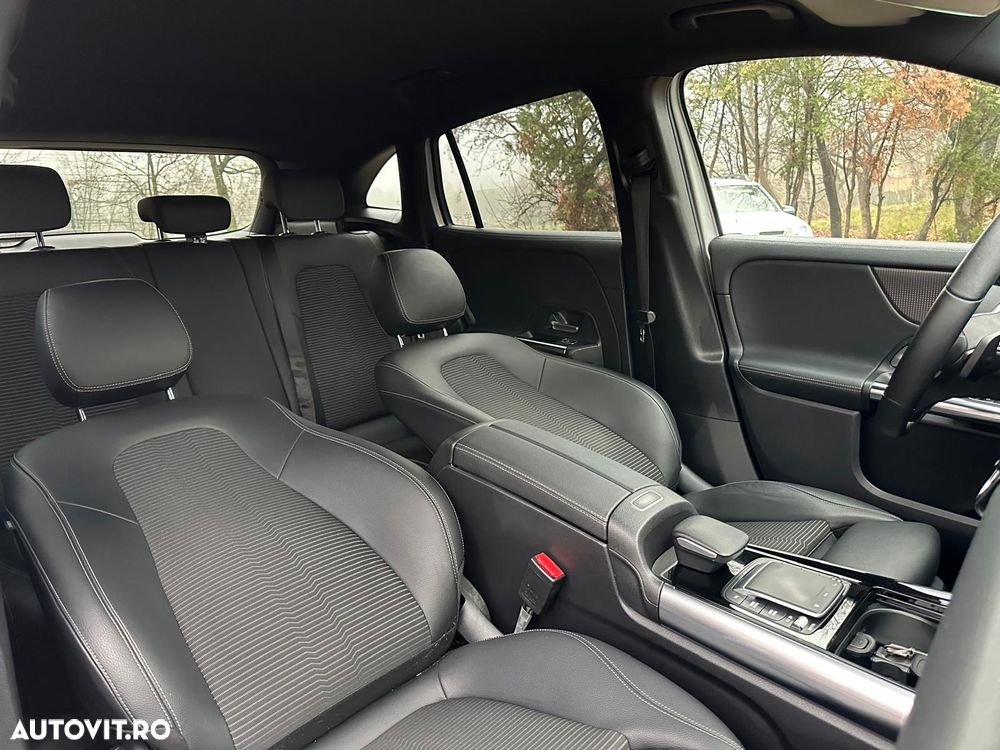 Mercedes-Benz GLA 180 d Aut. - 14