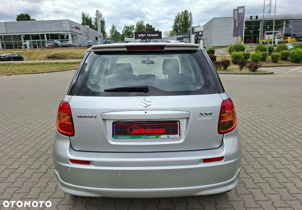 Suzuki SX4 - 9