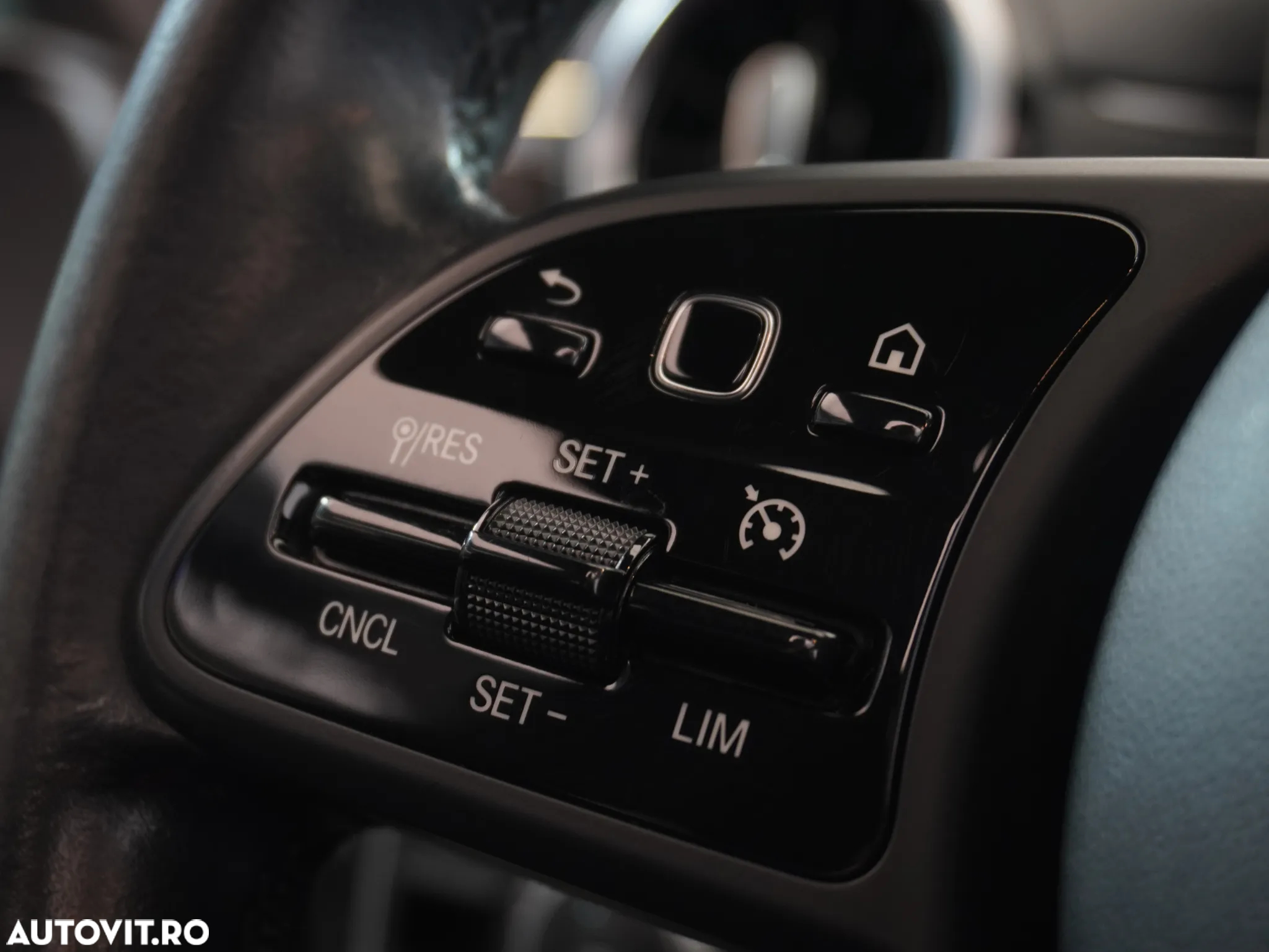 Mercedes-Benz CLA 180 d 7G-DCT - 25