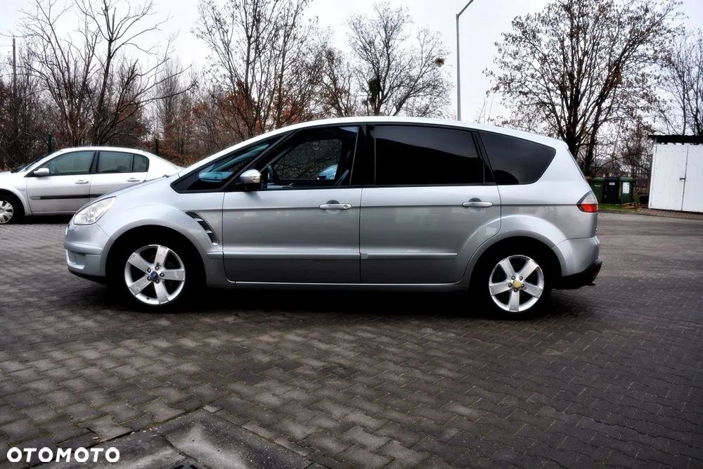 Ford S-Max 2.0 TDCi Titanium - 17