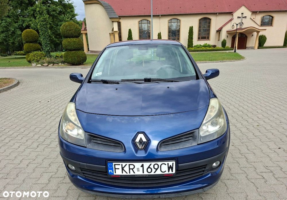 Renault Clio - 2