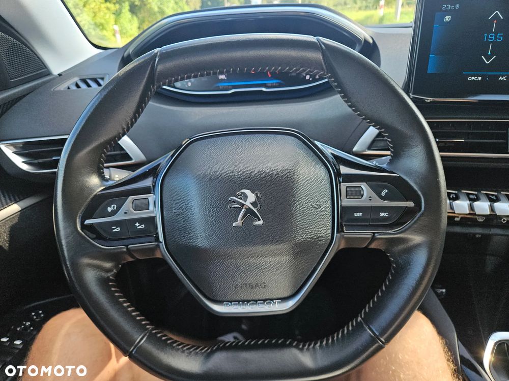 Peugeot 5008 PureTech 130 Stop & Start Roadtrip - 34
