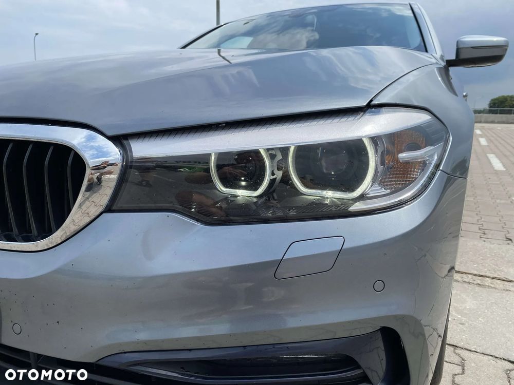BMW Seria 5 520d Sport Line - 5