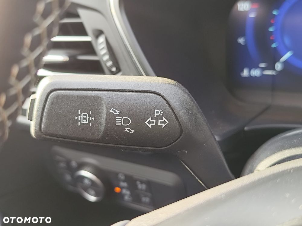 Ford Kuga 2.5P PHEV FWD Vignale - 12