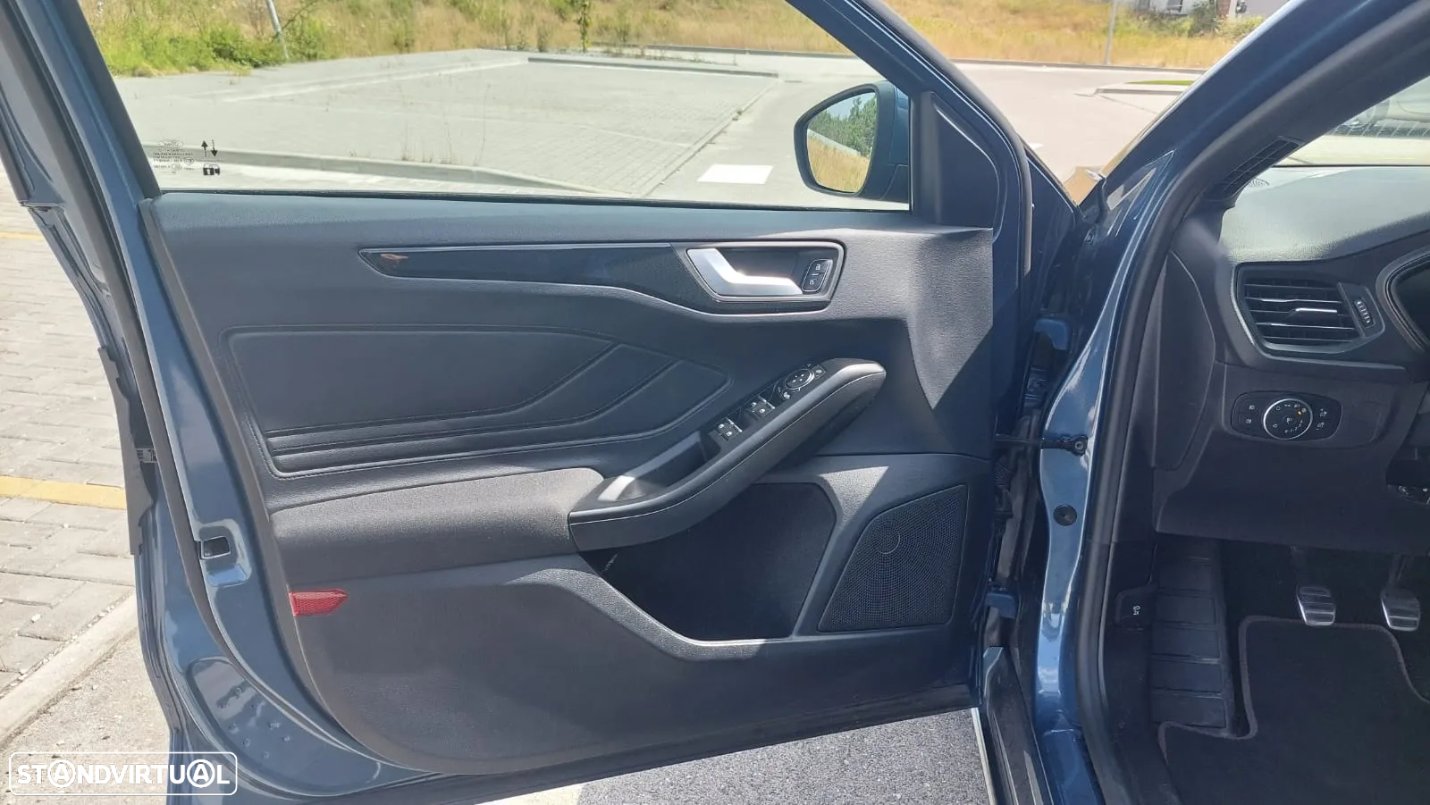 Ford Focus 1.0 EcoBoost MHEV ST-Line X - 20