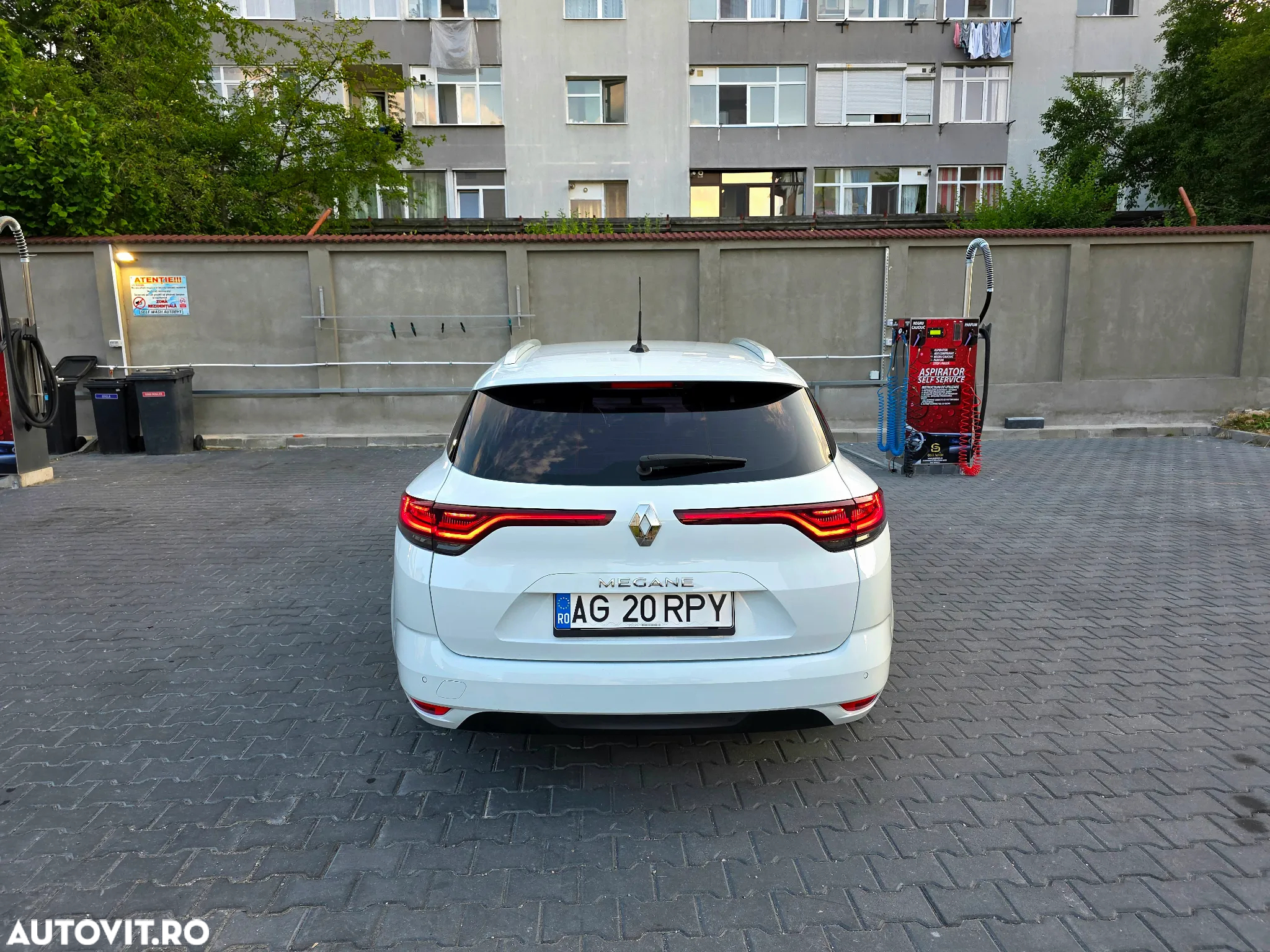 Renault Megane - 9