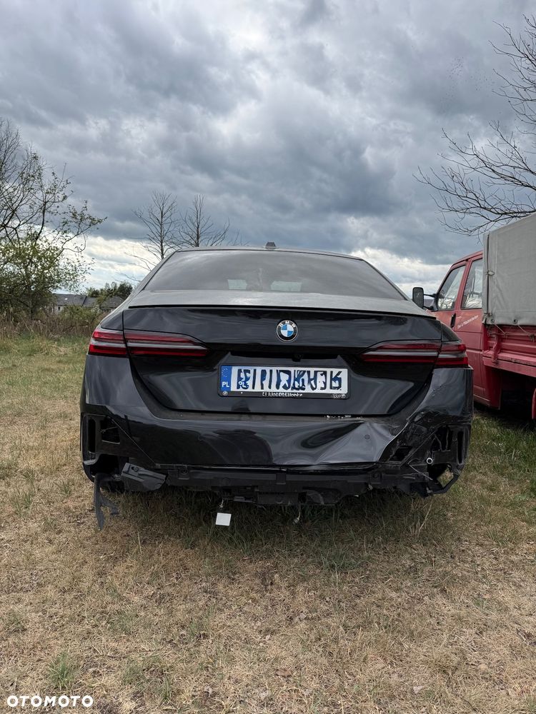 BMW Seria 5 520i mHEV M Sport sport - 3