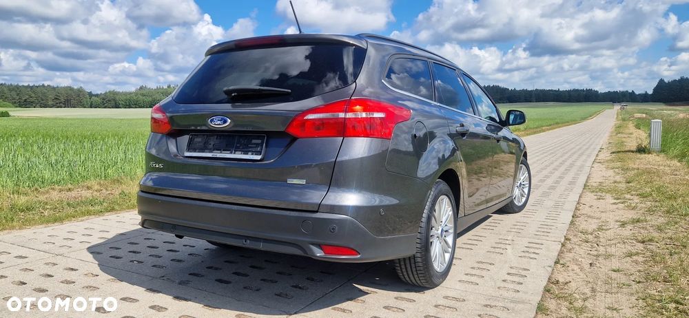 Ford Focus 1.0 EcoBoost STart-Stopp-System TITANIUM DESIGN - 23