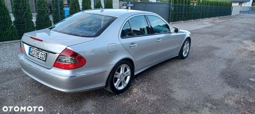 Mercedes-Benz Klasa E - 8