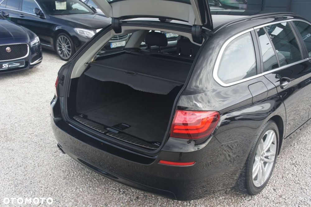 BMW Seria 5 - 23