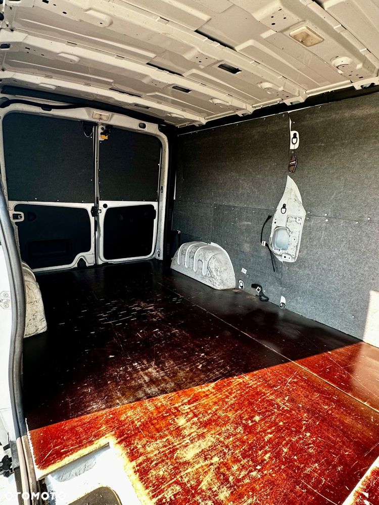 Renault Trafic - 40