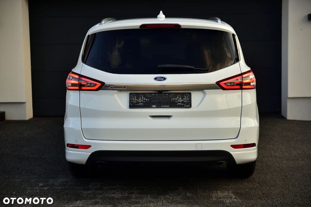 Ford S-Max 2.0 EcoBlue Titanium - 4