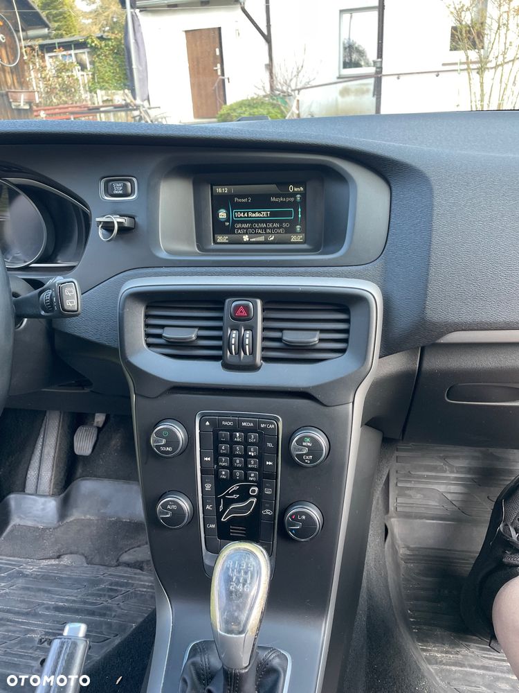 Volvo V40 D2 Kinetic - 6