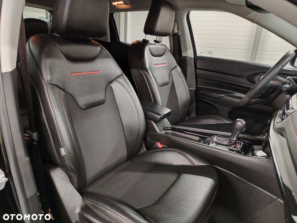 Jeep Compass 1.3 T4 4xe Automatik Trailhawk - 27