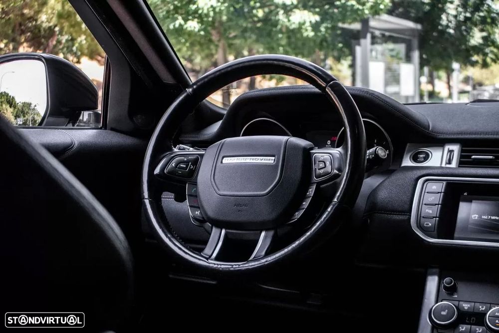 Land Rover Range Rover Evoque - 31