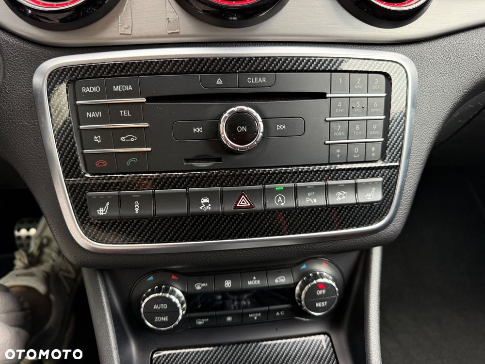 Mercedes-Benz GLA - 20