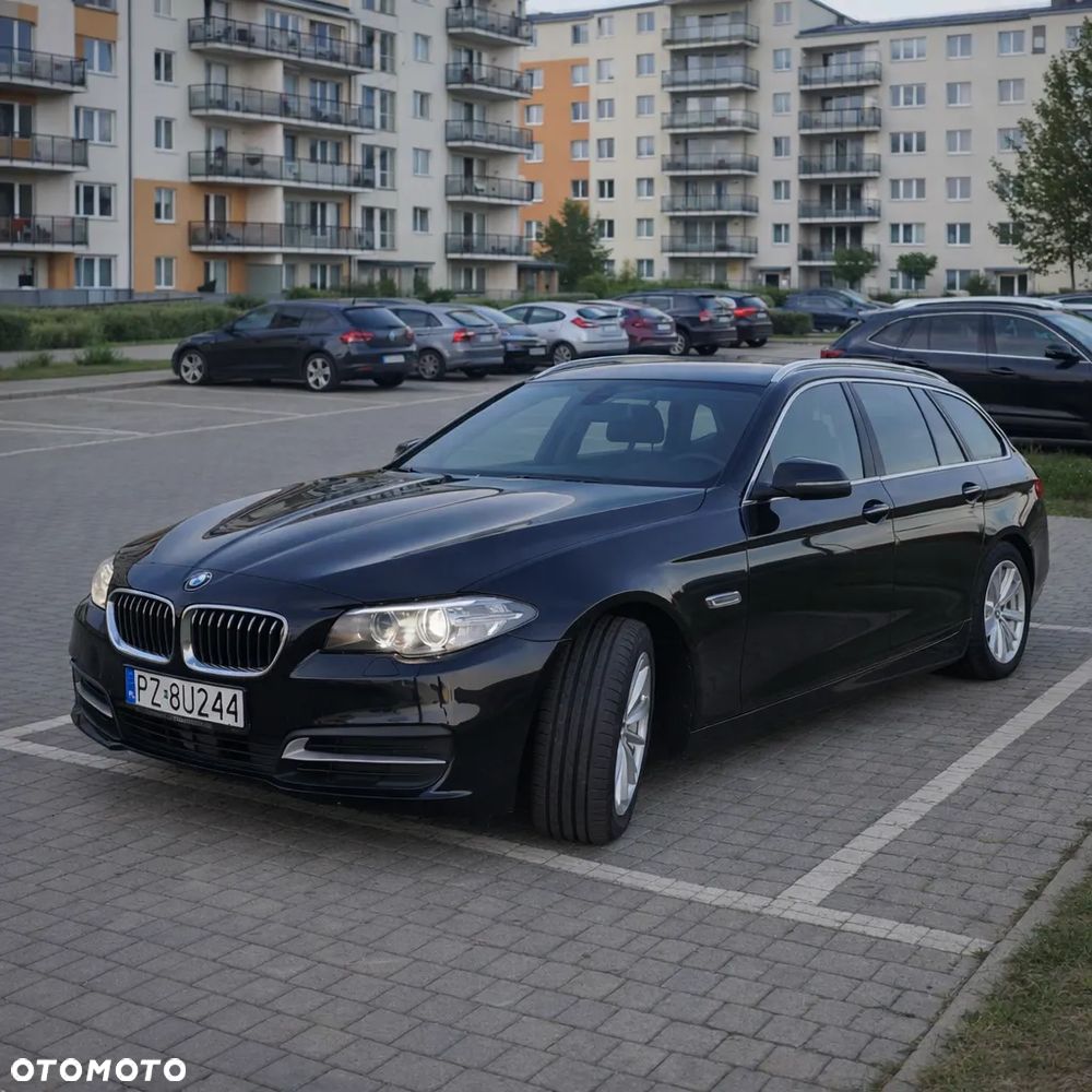 BMW Seria 5 520d xDrive Sport Line - 2
