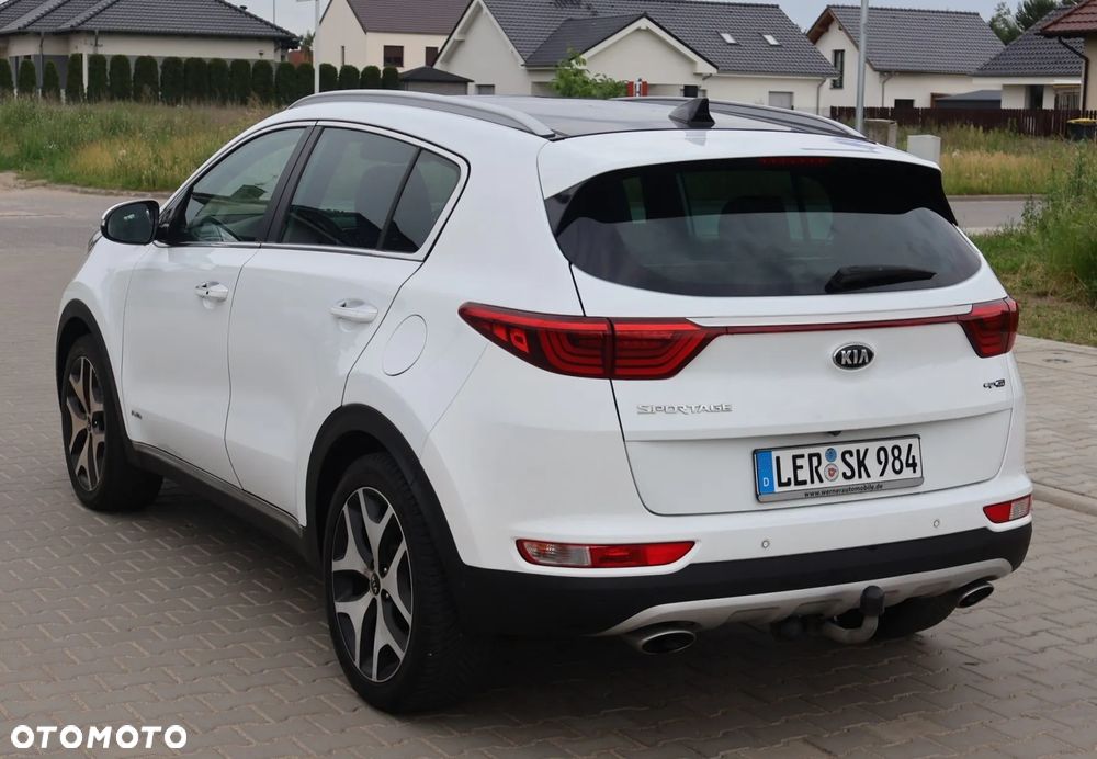 Kia Sportage 2,0 CRDI AWD GT Line - 5