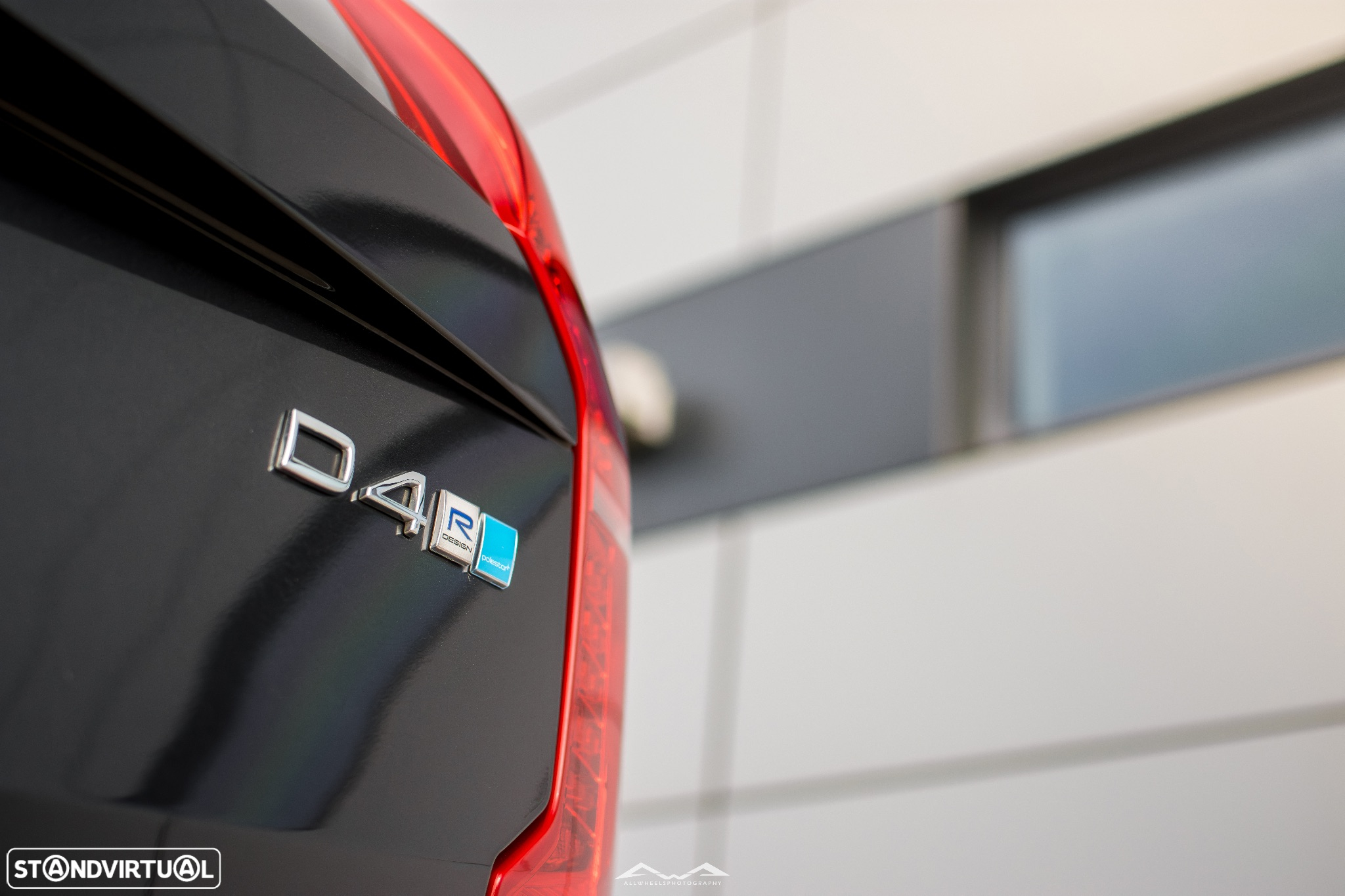 Volvo XC 90 2.0 D4 R-Design - 34