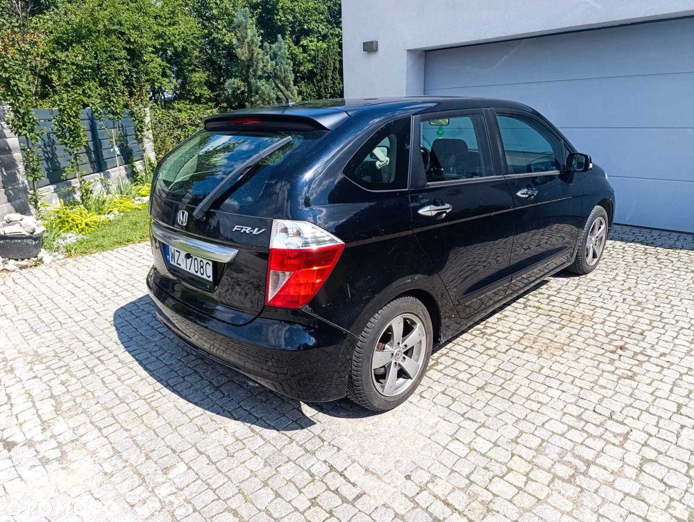 Honda FR-V