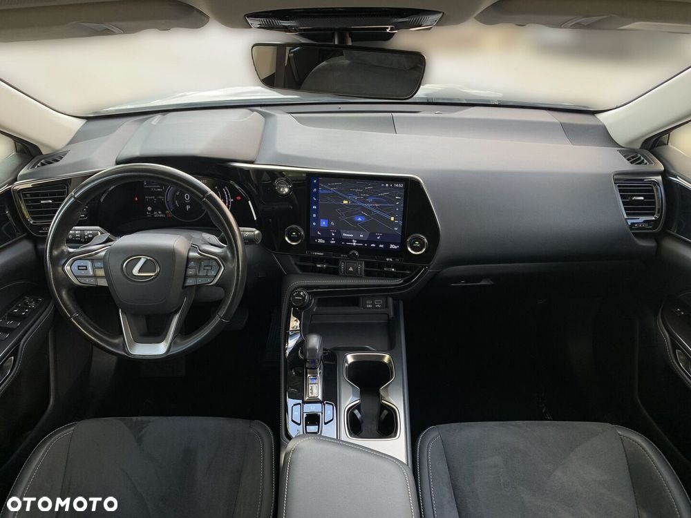 Lexus NX 350h Elegance 2WD - 18