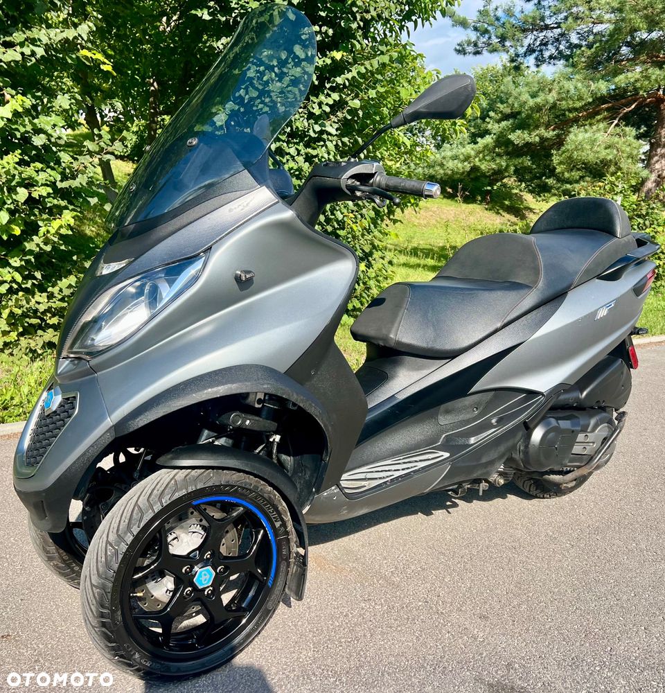 Piaggio MP-3 - 1