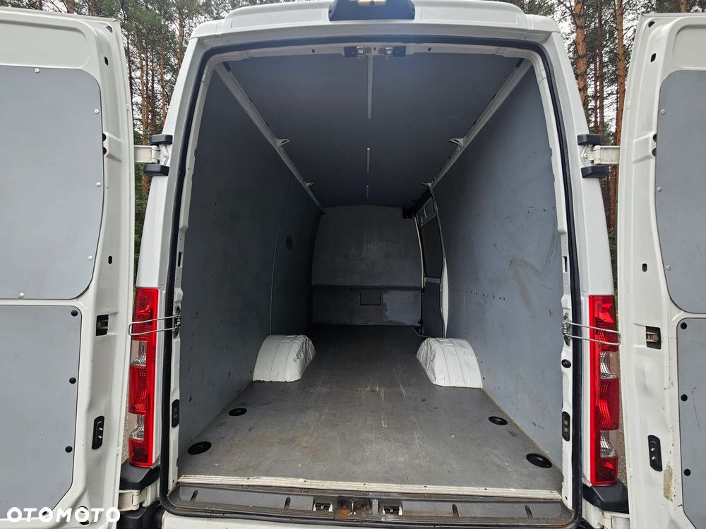 Iveco Daily BLIŹNIAKI Hak 3,5 tony - 21
