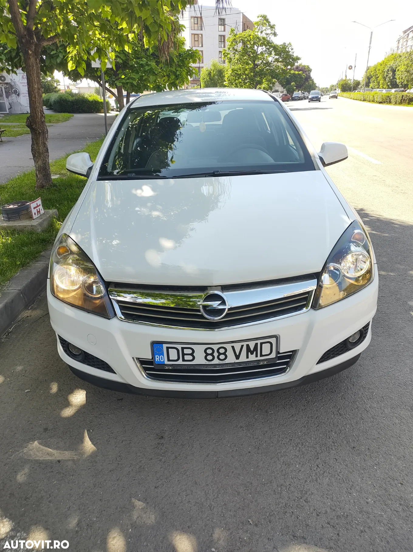 Opel Astra 1.4i Essentia - 9