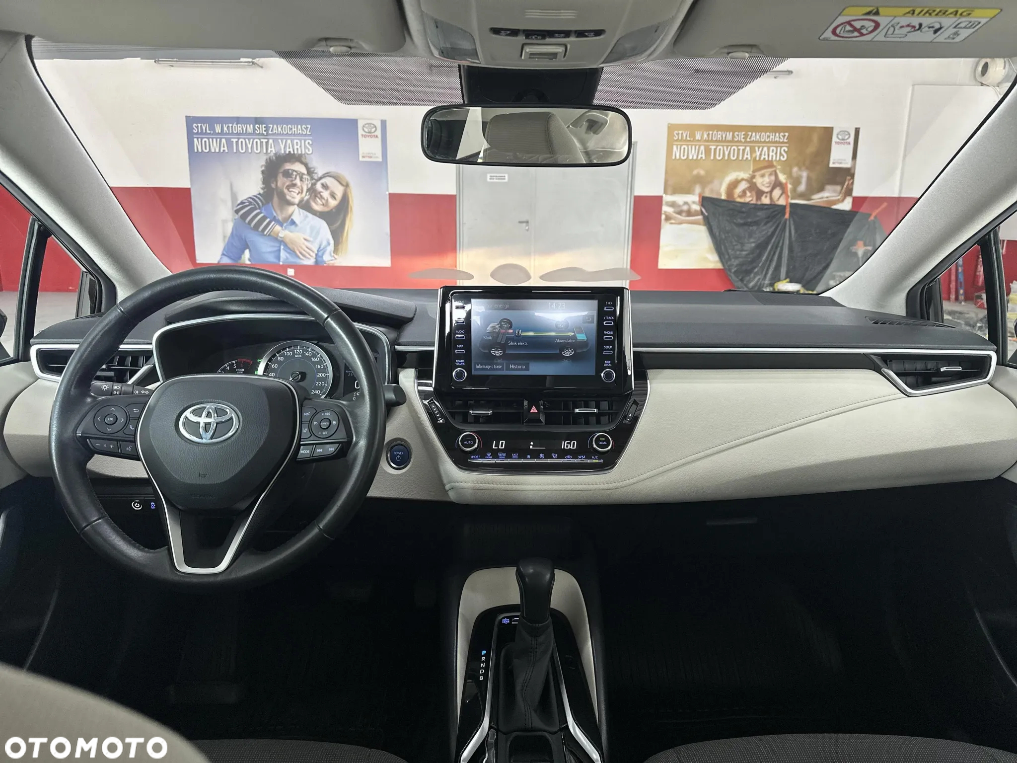 Toyota Corolla 1.8 Hybrid Comfort - 13