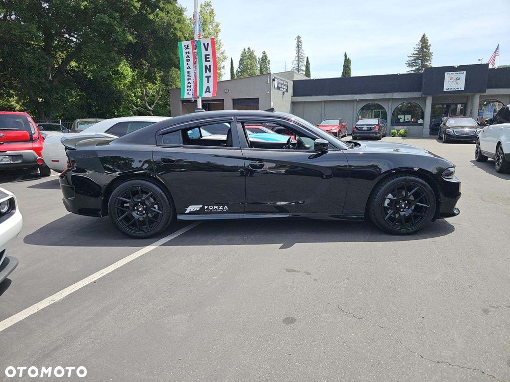 Dodge Charger 5.7 R/T Daytona - 4