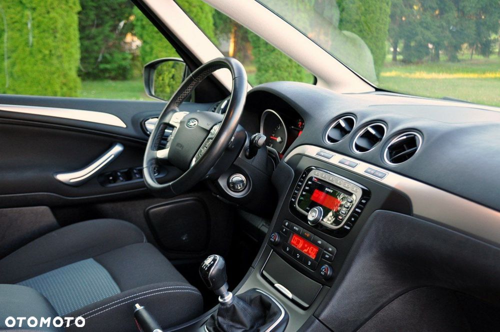 Ford S-Max - 18
