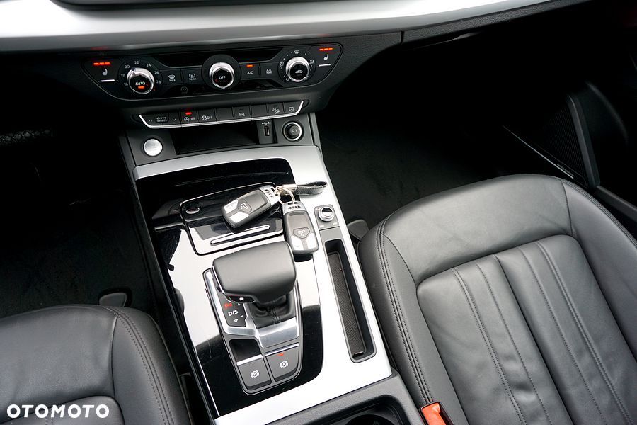 Audi Q5 35 TDI S tronic S line business - 34