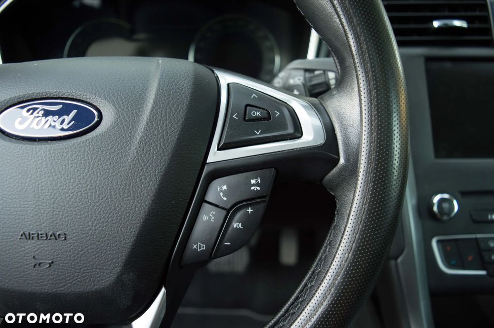 Ford Mondeo 2.0 TDCi Titanium PowerShift - 23
