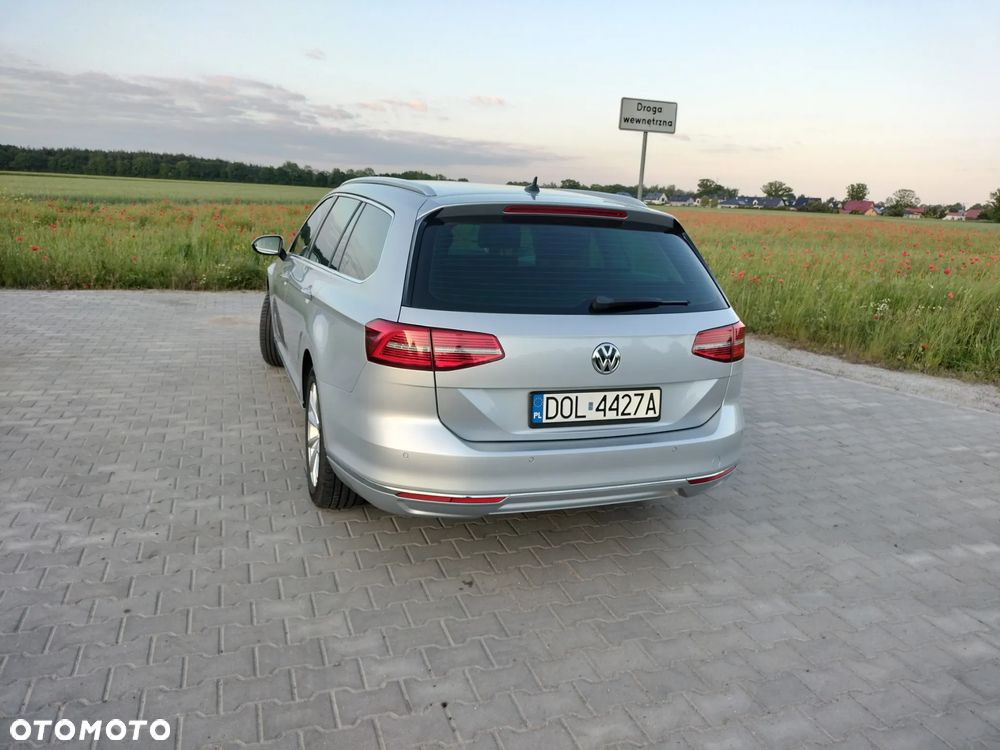 Volkswagen Passat - 22