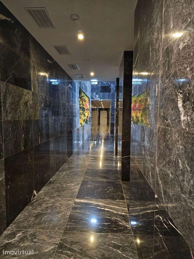T3 para arrendar em Alto dos Moinhos - Grande imagem: 3/8