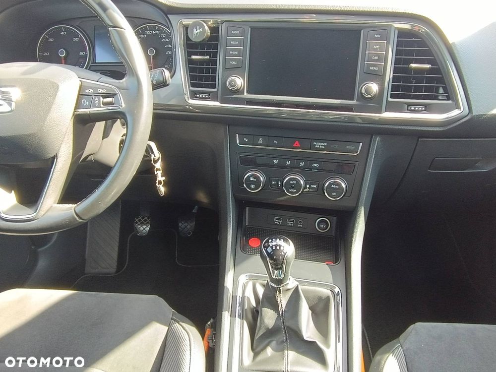 Seat Leon 1.6 TDI ECOMOTIVE Reference - 4