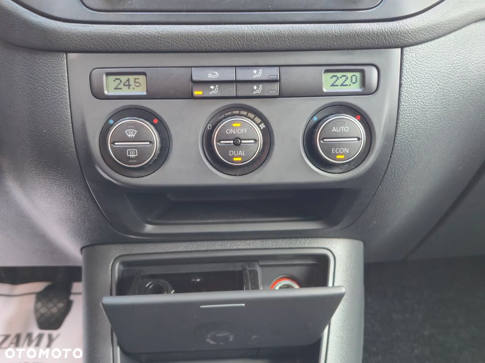 Volkswagen Golf Plus 1.6 Comfortline - 21